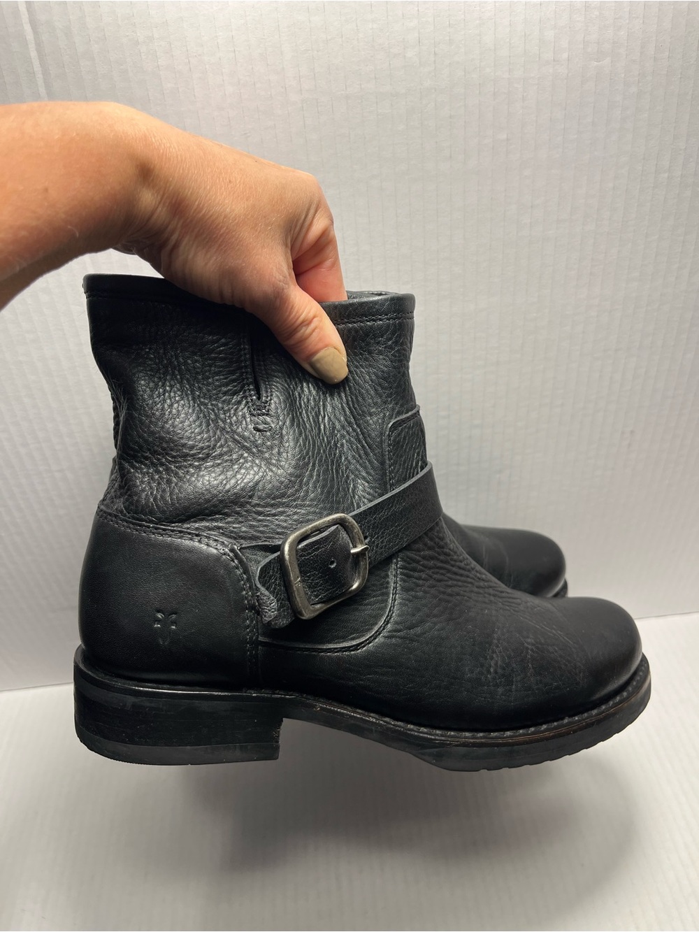Frye Veronica Women’s Leather Bootie Size 9